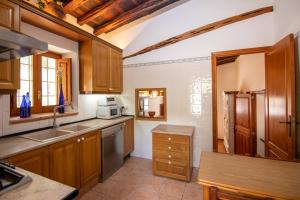 Gallery image of Casa rural Can Rotes con jardin y barbacoa in Sant Joan de Labritja