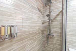 Koupelna v ubytování Allo Apartments Plateros Centro Jacuzzi Comunitario
