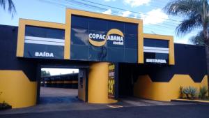 a building with the google amana logo on it at Motel Copacabana in Ribeirão Preto
