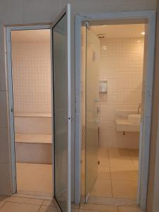 Koupelna v ubytování Flat 404 Hotel Mandai