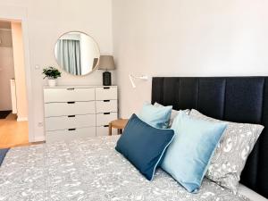 Postel nebo postele na pokoji v ubytování Apartment 1007 Rogowo Pearl + 8 fotografií