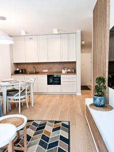 Kuchyň nebo kuchyňský kout v ubytování Apartment 1007 Rogowo Pearl