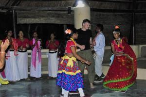 Επισκέπτες που μένουν στο Mango Tree Lodge