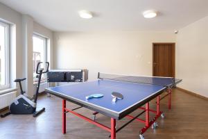 Kemudahan pingpong di Dom Wypoczynkowy Rejs atau berdekatan