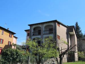 The building in which Az apartmant is located