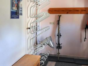 The fitness centre and/or fitness facilities at Apartment Piz Munschuns by Interhome