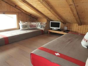 TV o dispositivi per l'intrattenimento presso Apartment Bisse-Vieux A-4 by Interhome