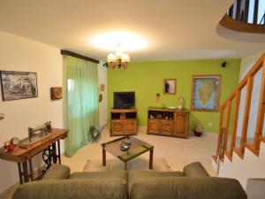 TV a/nebo společenská místnost v ubytování Holiday Home Latin by Interhome