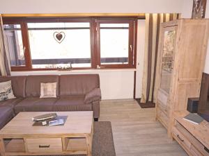 Ein Sitzbereich in der Unterkunft Apartment Birkenwald-10 by Interhome
