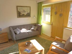 O zonă de relaxare la Apartment Birkenwald-1 by Interhome