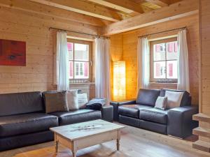 Posezení v ubytování Apartment Alpina Apt- CH by Interhome