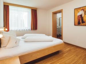 Lova arba lovos apgyvendinimo įstaigoje Apartment Ladis-5 by Interhome