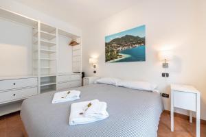 Ένα ή περισσότερα κρεβάτια σε δωμάτιο στο Villa Bornico Anna +19 φωτογραφίες