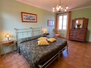Ένα ή περισσότερα κρεβάτια σε δωμάτιο στο Apartment Superba Vista by Interhome