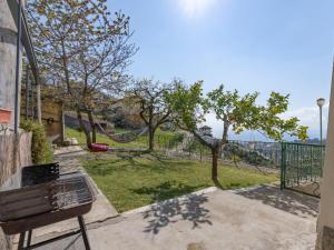 un parque con parque infantil con tobogán en Villa Casetta in collina by Interhome, en San Remo