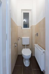 Kúpeľňa v ubytovaní Corvin Residence + 25 fotografií