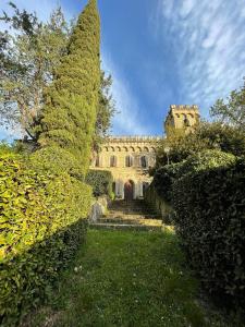 Vonkajšia záhrada v ubytovaní CASA LA TORRE un castello alle porte di Firenze