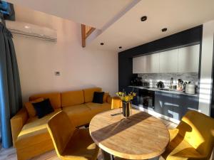 Kuchyň nebo kuchyňský kout v ubytování Karmuszka Slow