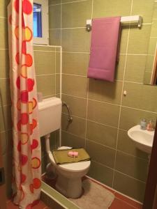 Koupelna v ubytování Rolling Stone Hostel