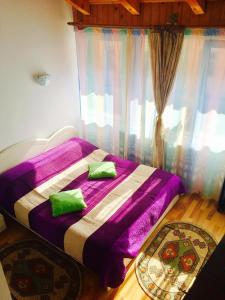 Postel nebo postele na pokoji v ubytování Rolling Stone Hostel