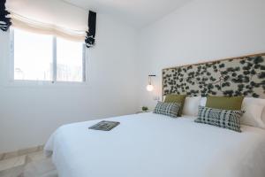 Posteľ alebo postele v izbe v ubytovaní Redes Suite Apartment with Terrace