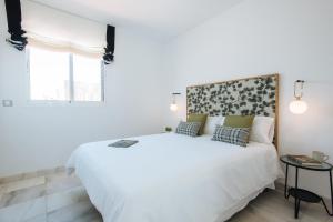 Posteľ alebo postele v izbe v ubytovaní Redes Suite Apartment with Terrace