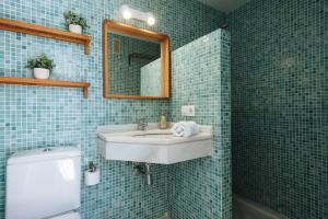 Kúpeľňa v ubytovaní Redes Suite Apartment with Terrace
