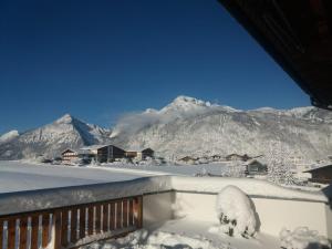 Nespecifikovaný výhled na hory nebo výhled na hory při pohledu z bed and breakfast