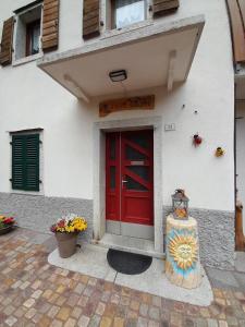 Eine Fassade oder ein Eingang zu Kalipè Dolomiti