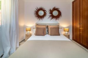 Galeriebild der Unterkunft VACATION MARBELLA I Villa Adelfas, Andalusian Style, Private Pool, Sea View in Marbella