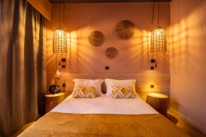 Posteľ alebo postele v izbe v ubytovaní Paradisio Baby & Kinder Hotel
