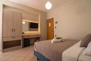 Gallery image of Libyan Sunrise in Palaiochóra