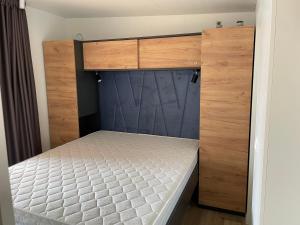 Postel nebo postele na pokoji v ubytování Mobile Home BARTOL de LUX