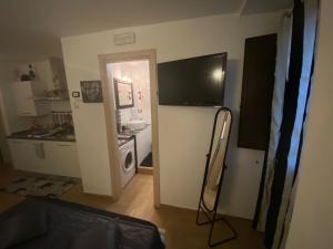 A kitchen or kitchenette at Residence Emozioni Ortigia