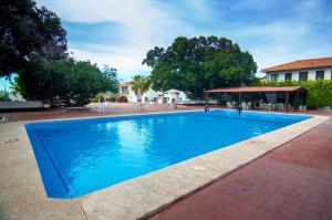 Kolam renang di atau dekat dengan Hotel Playa de Cortes