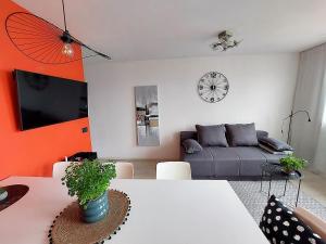 Posezení v ubytování Urban Nest, sunny apartment 4 stars Rijeka