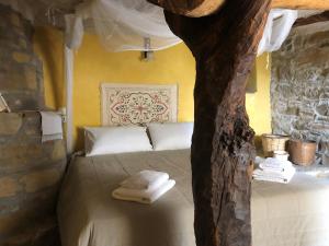 Fotografia z galérie ubytovania Garden House - Lovely Stone Built House with Panoramic View v destinácii Volissos