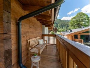 Balkon lub taras w obiekcie Tauernlodge Krimml 2B