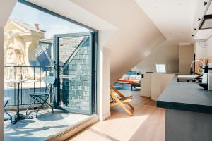 Gallery image of Edgar Suites Louvre - Jour in Paris