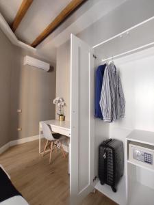 Foto dalla galleria di Manno Rooms Affittacamere a Cagliari