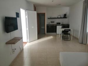 Kuchnia lub aneks kuchenny w obiekcie Apartamentos Tabaiba