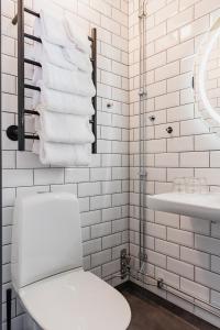 Kopalnica v nastanitvi Hotell Fridhemsgatan