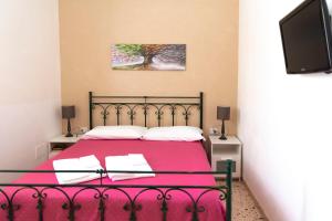 Postel nebo postele na pokoji v ubytování Villa con piscina Alcamo Marina + 28 fotografií