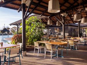 Reštaurácia alebo iné gastronomické zariadenie v ubytovaní Gran Melia Palacio de Isora Resort & Spa