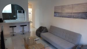 Kuchyňa alebo kuchynka v ubytovaní Fantástico Apartamento a 50m de playa Colon y Paseo