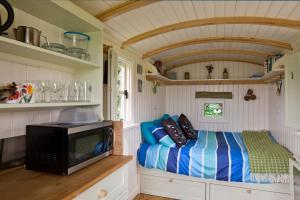 Gallery image of Mill Farm Shepherds Hut in Great Driffield