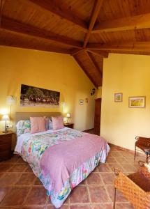 Ein Bett oder Betten in einem Zimmer der Unterkunft Hotel Doñana Blues