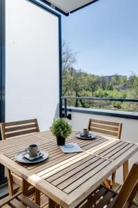 Μπαλκόνι ή βεράντα στο Au fil du Thiou - 2 bedrooms - Parking