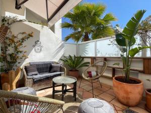 Posedenie v ubytovaní Luxury Apartment Sunset Golf Estepona