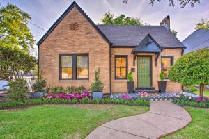 Gallery image of Newly Updated and Charming Azalea District Home in Tyler